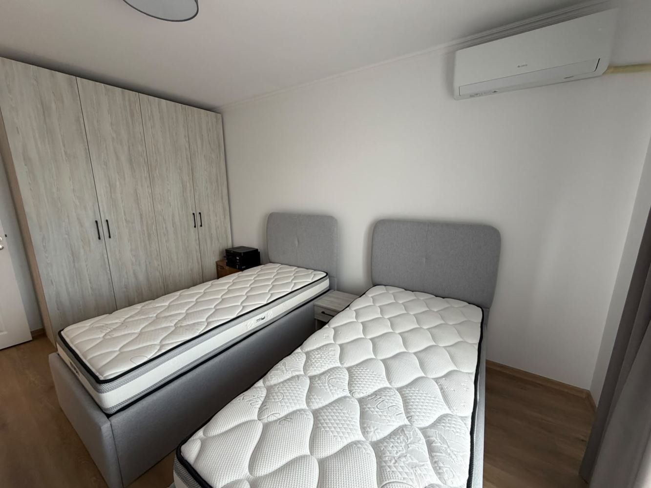 Luxusní apartmán se dvěma ložnicemi v novém komplexu u Slunečného pobřeží – komfort, bezpečnost a vynikající investice
