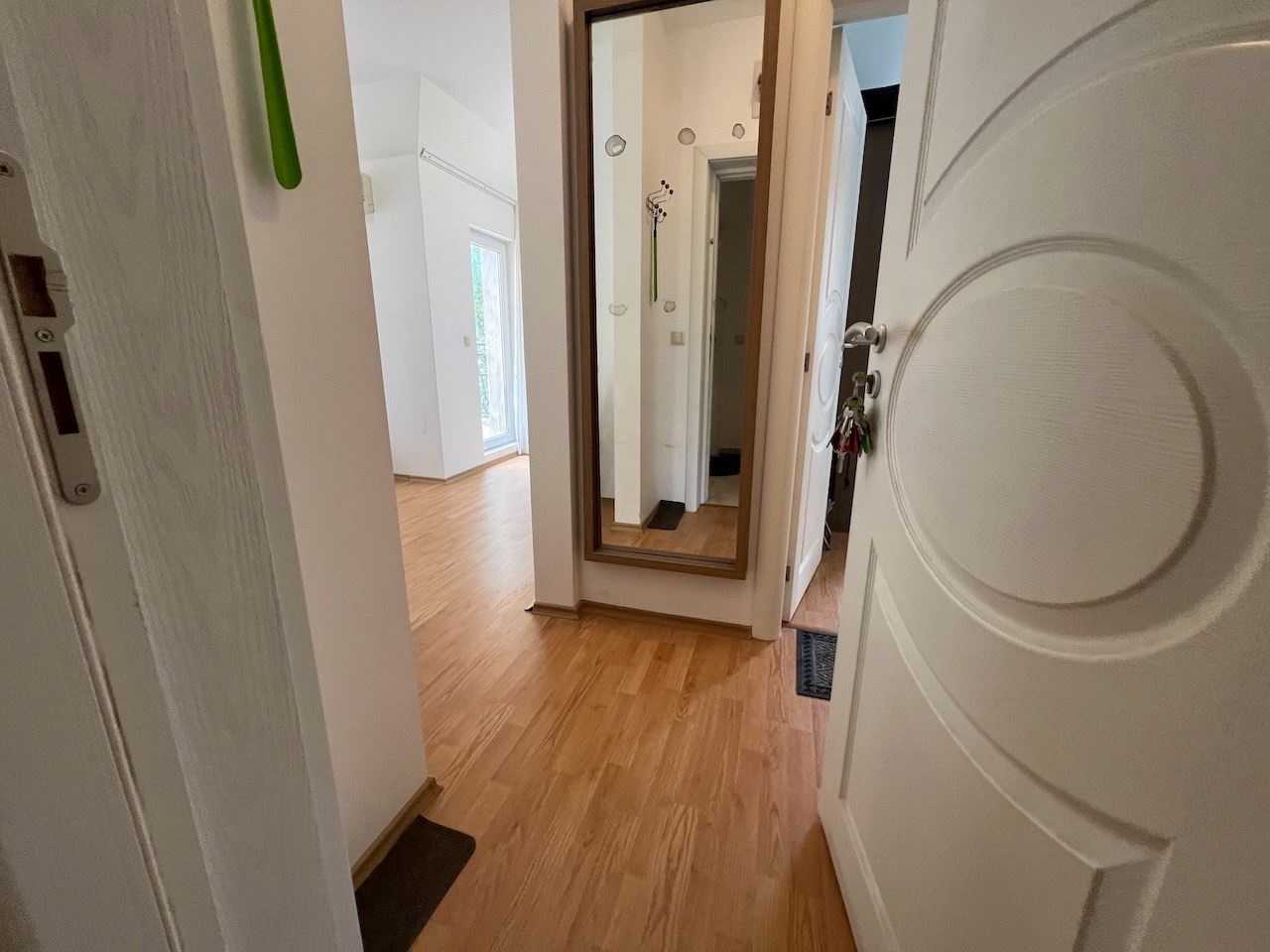 Apartmán s jednou ložnicí v Slunečném pobřeží – připravený k užívání a pronájmu