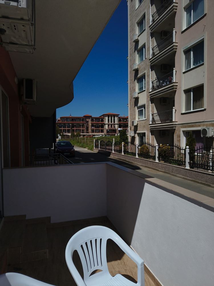 Nový apartmán s jednou ložnicí ve Sveti Vlas – moderní bydlení bez poplatku za údržbu, připravené k nastěhování
