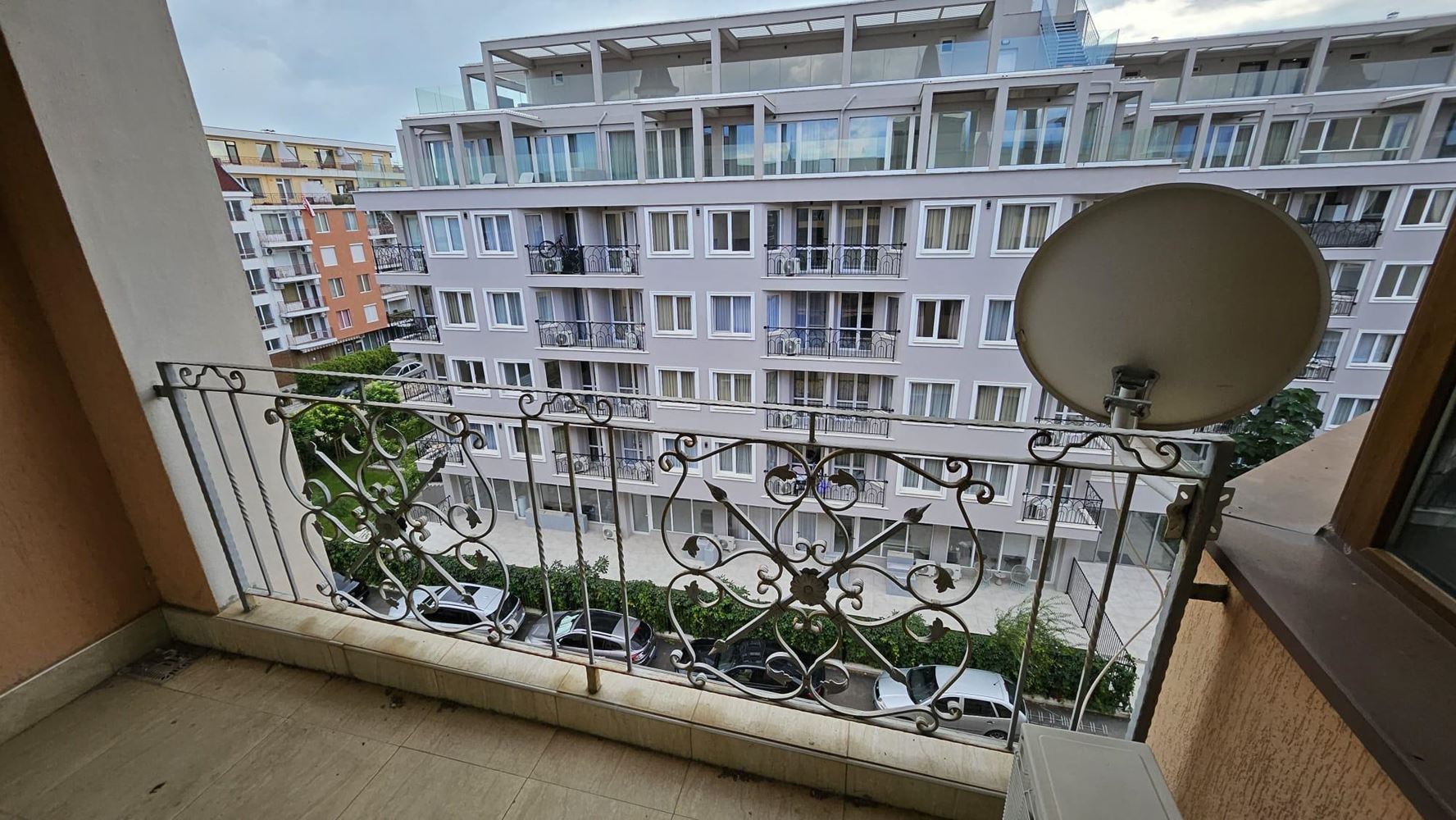 Apartmán s jednou ložnicí ve Slunečném pobřeží – prostornost, vybavení a vše potřebné pro komfortní život