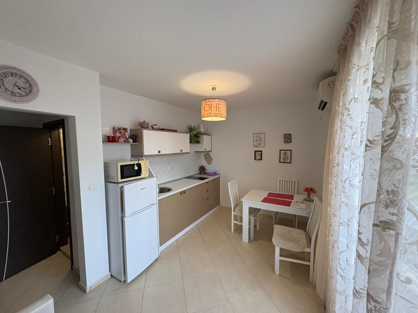 Zařízený apartmán s jednou ložnicí ve Starém Městě Pomorie