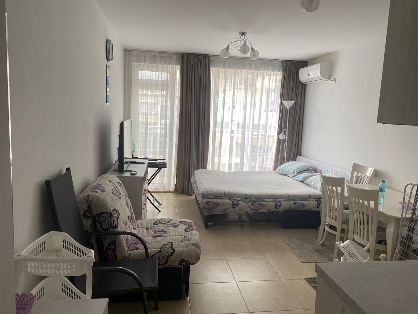 Stylově zařízené studio v Pomorie – pouhých 200 metrů od moře!