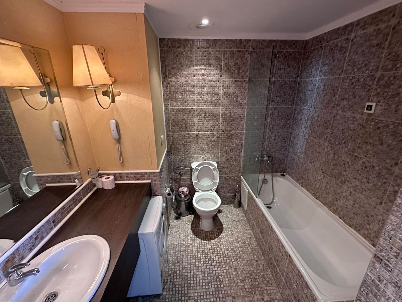 Luxusní apartmán s jednou ložnicí a panoramatickým výhledem na moře v prestižním komplexu na Slunečném pobřeží