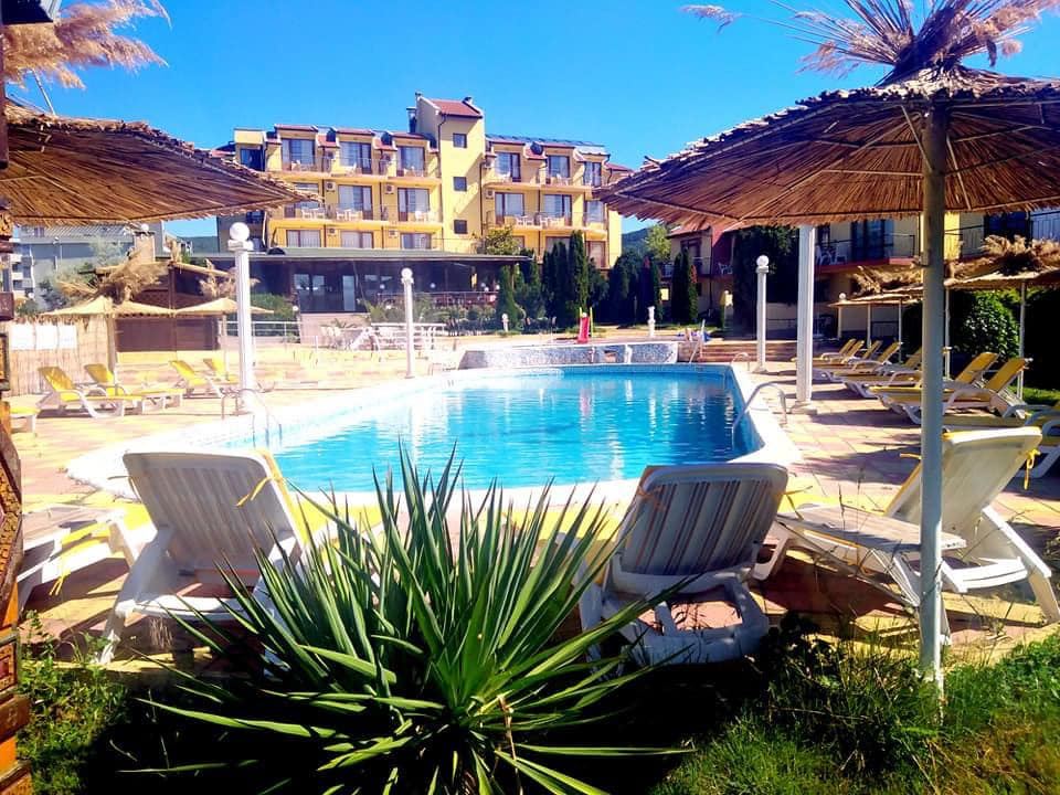 Dvoupokojový apartmán ve Svetém Vlasu – 300 m od moře, výborná infrastruktura a splátky do konce roku