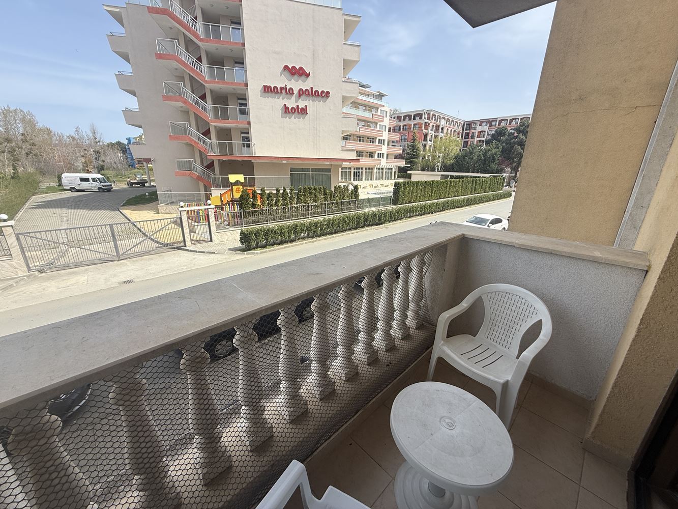 Mořský komfort a centrální poloha – studio v moderním komplexu ve Slunečném pobřeží