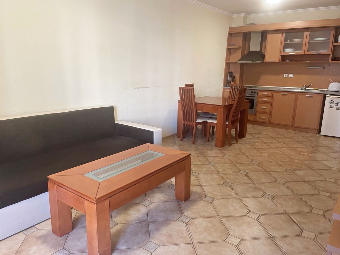 Prostorný apartmán s jednou ložnicí v moderním komplexu na Slunečném pobřeží