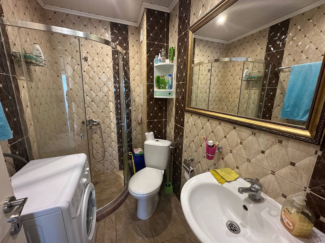 Apartmán s jednou ložnicí a jižní orientací v Ravdě – připravený k užívání