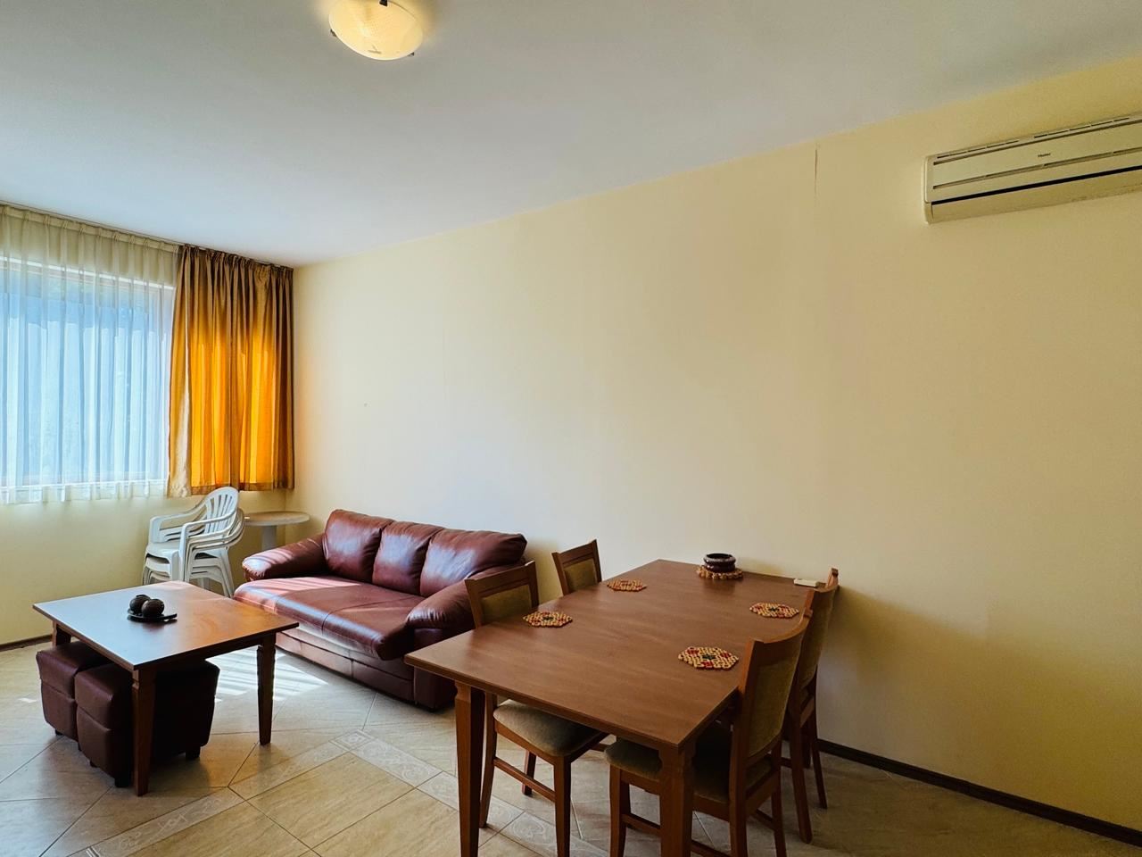 Apartmán s jednou ložnicí a výhledem na bazén – pouze 300 m od moře v Sunny Beach