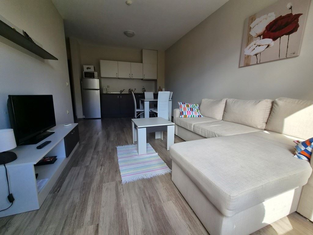 Apartmán ve Sveti Vlas 300 m od pláže – skvělá lokalita, luxusní komplex se středomořskou atmosférou