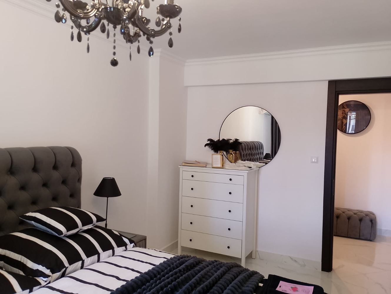 Luxusní třípokojový byt v prestižním komplexu se zelení a bazény ve městě Sveti Vlas