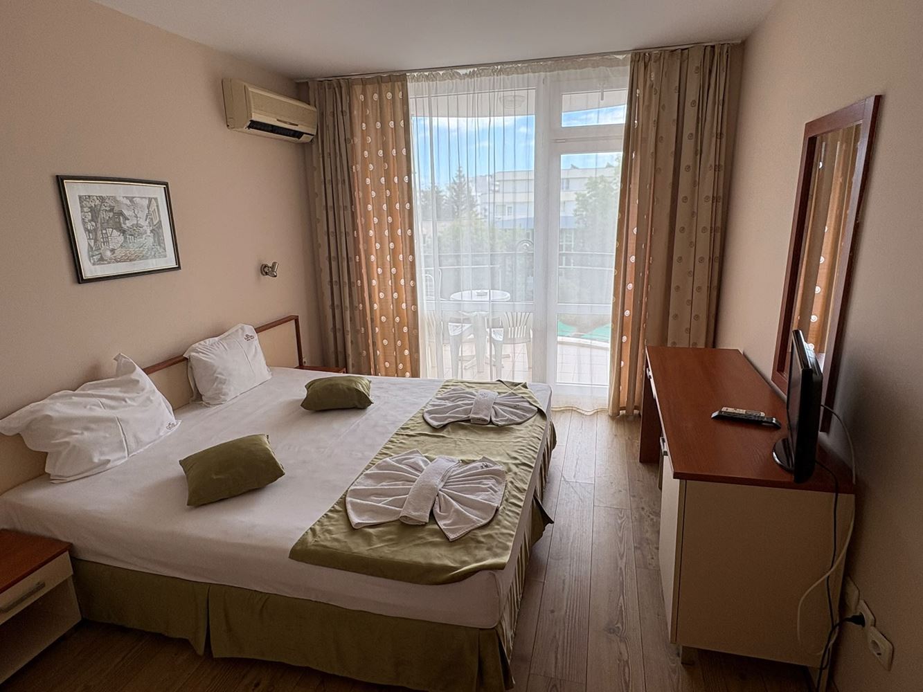 Apartmán s jednou ložnicí 300 m od moře ve Slunečném pobřeží – vynikající investice u moře