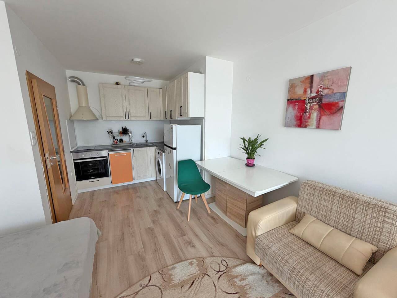 Apartmán s jednou ložnicí v moderním komplexu na Slunečném pobřeží – komfort, klid a skvělá investice