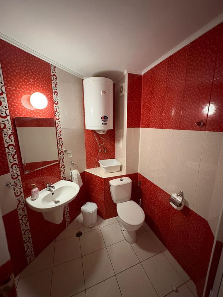 Dvouložnicový apartmán v Pomorie – výborná lokalita 400 m od moře a centra