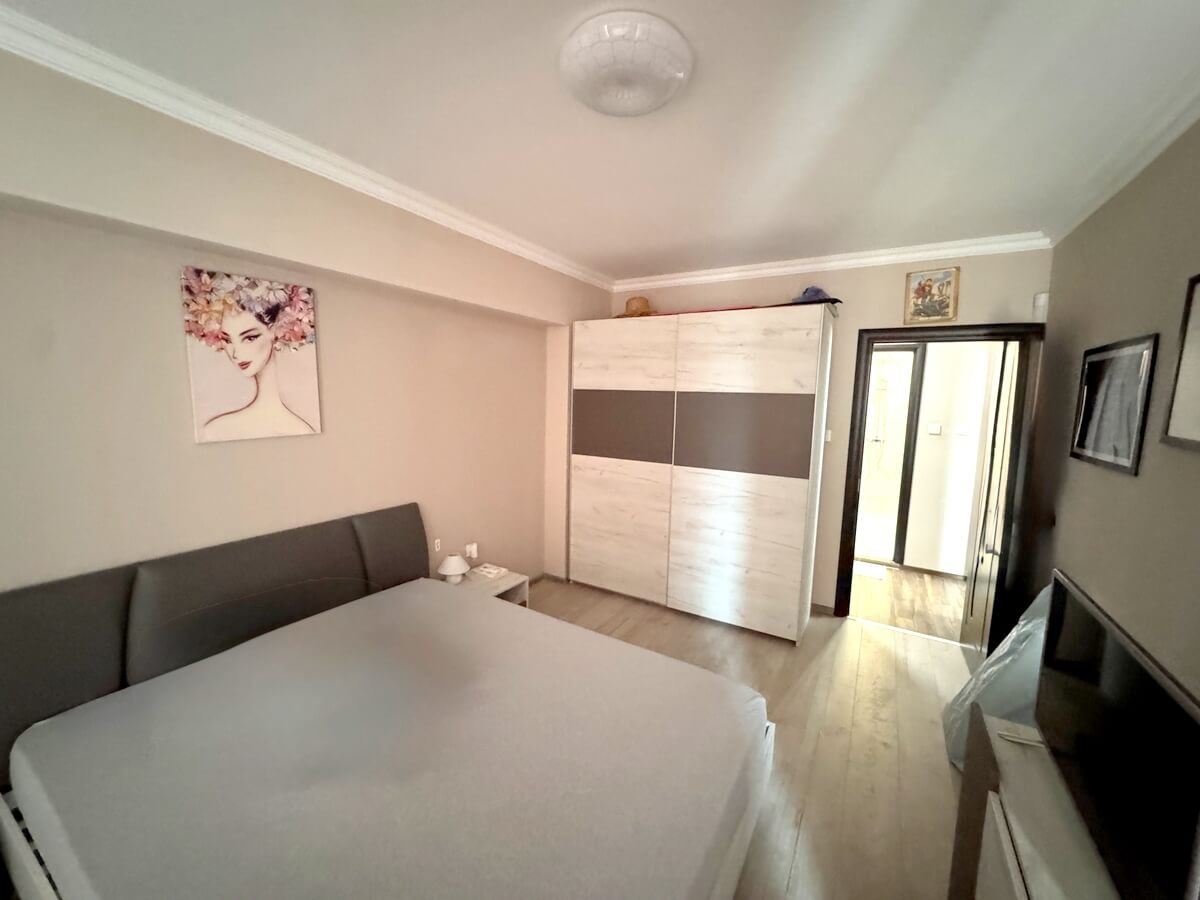 Apartmán s jednou ložnicí 300 metrů od pláže na Slunečném pobřeží – kompletně zařízený a připravený k nastěhování