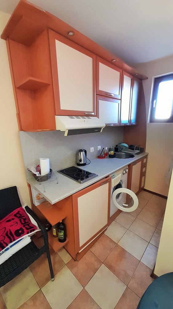 Exkluzivní nabídka v první linii ve Slunečném pobřeží – prostor, luxus a skvělá investice s výhledem na moře