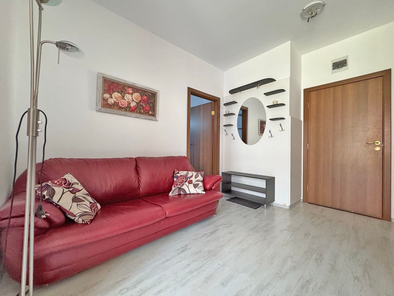 Třípokojový byt v komplexu s dobře organizovaným prostředím a útulnou atmosférou