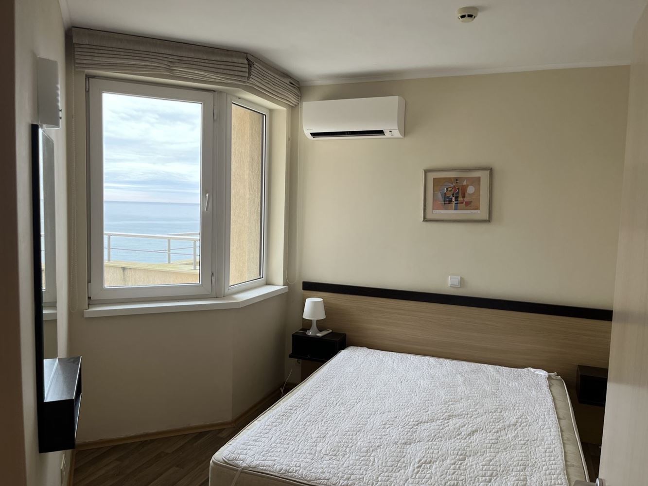 Obzor – zařízený byt s jednou ložnicí na první linii s panoramatickým výhledem na moře