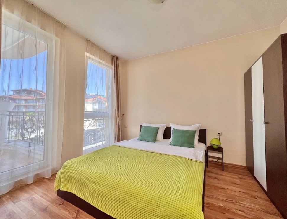 Útulný dvoupokojový apartmán s jednou ložnicí v Ravdě – styl, pohodlí a klid u moře