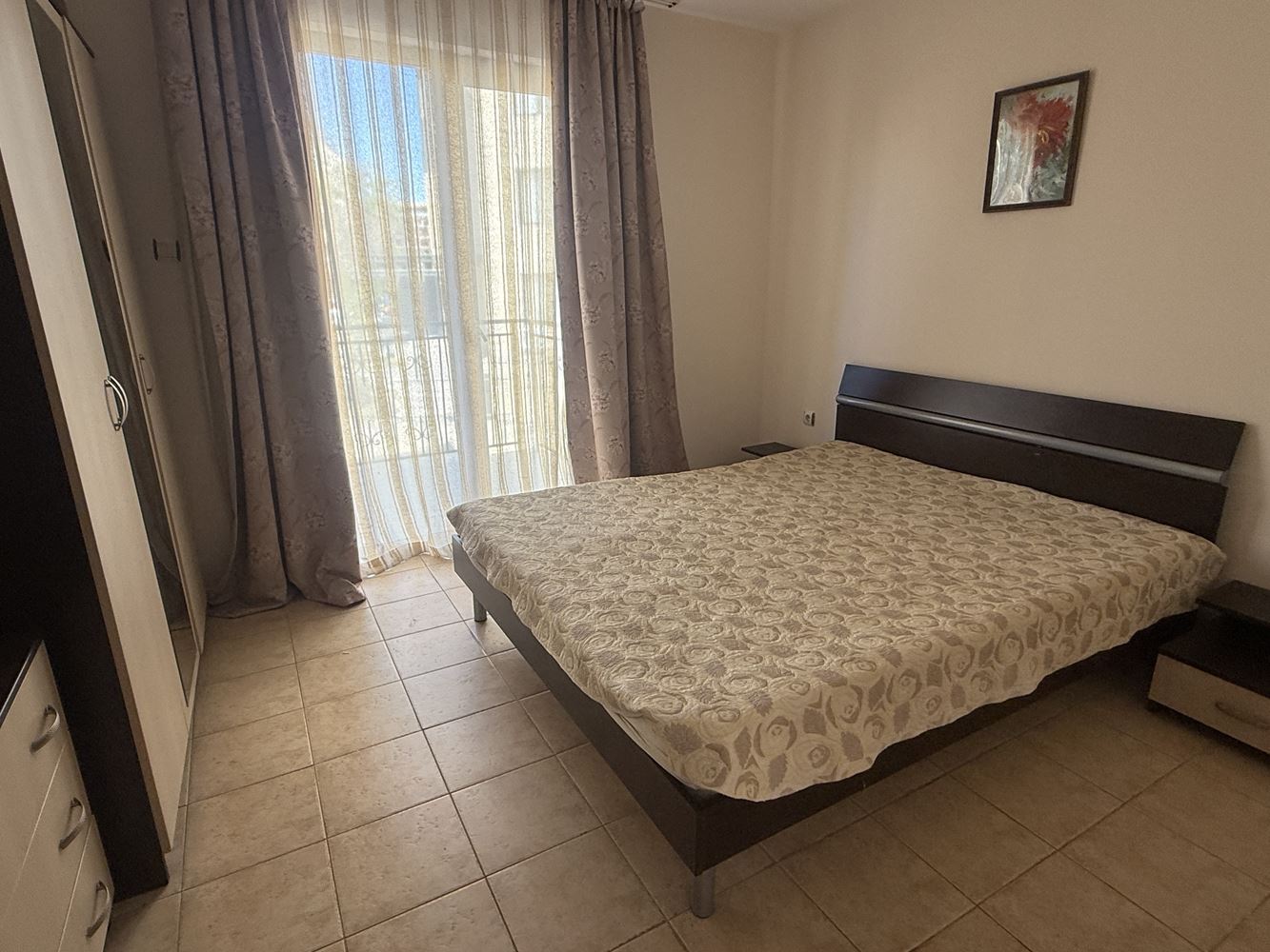 Dvoupokojový apartmán ve Svetém Vlasu – 300 m od moře, výborná infrastruktura a splátky do konce roku