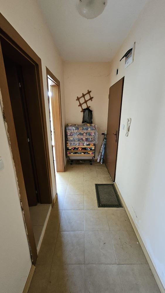 Dvoupokojový apartmán s jednou ložnicí v Primorsku s Aktem 16 – bazén, uzavřený komplex a pláž v docházkové vzdálenosti