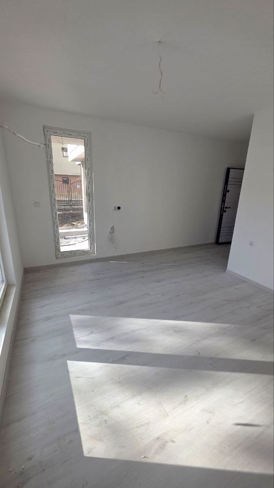 Funkční studio v přízemí – výborná příležitost pro investici nebo útulný domov