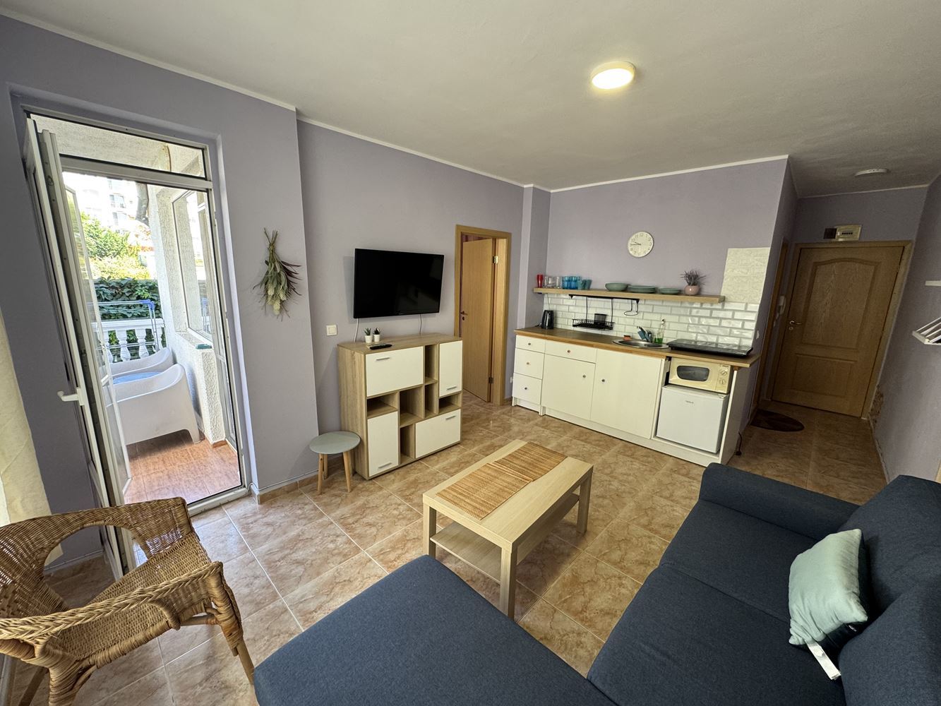 Útulný apartmán s jednou ložnicí v srdci Slunečného pobřeží v komplexu s vynikající infrastrukturou