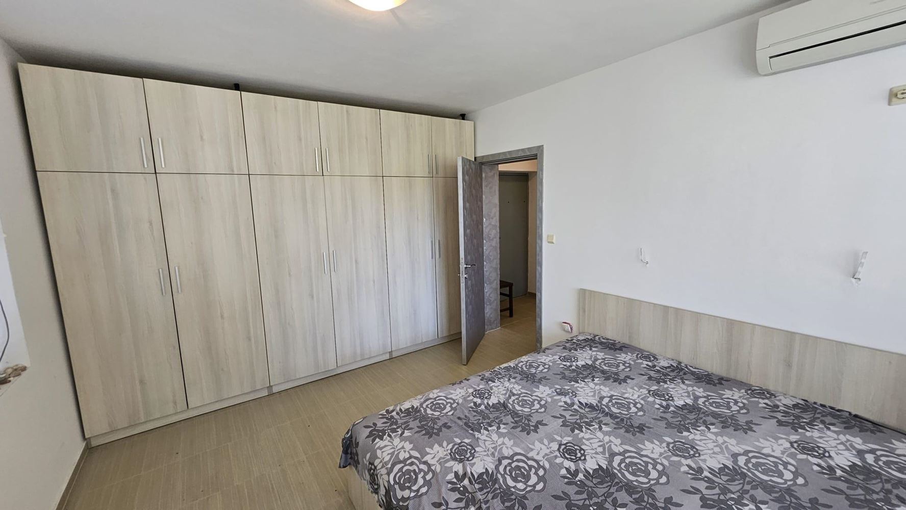 Dvoupokojový byt 50 metrů od moře bez poplatku za údržbu – Achtopol