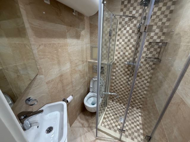 Čelní výhled na moře v první linii – apartmán se dvěma ložnicemi ve Sveti Vlas s výjimečnou polohou