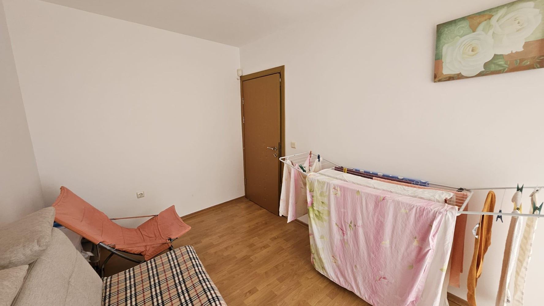 Třípokojový apartmán s výhledem na moře 50 metrů od pláže v Byale – bez poplatku za údržbu