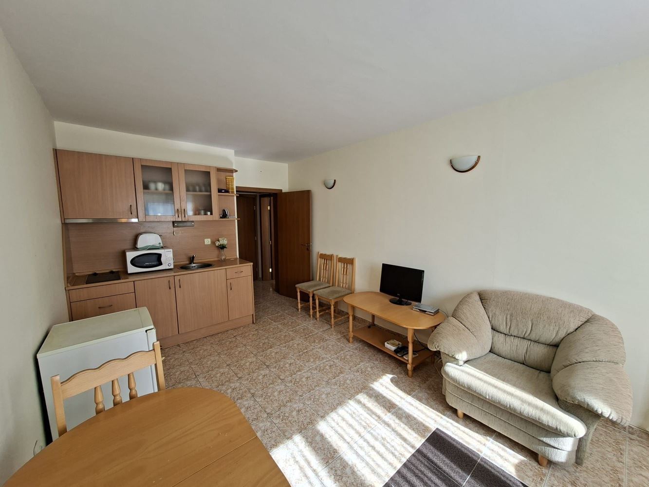Apartmán s jednou ložnicí 300 metrů od moře v Ravdě – výborná investice a komfort pro celou rodinu