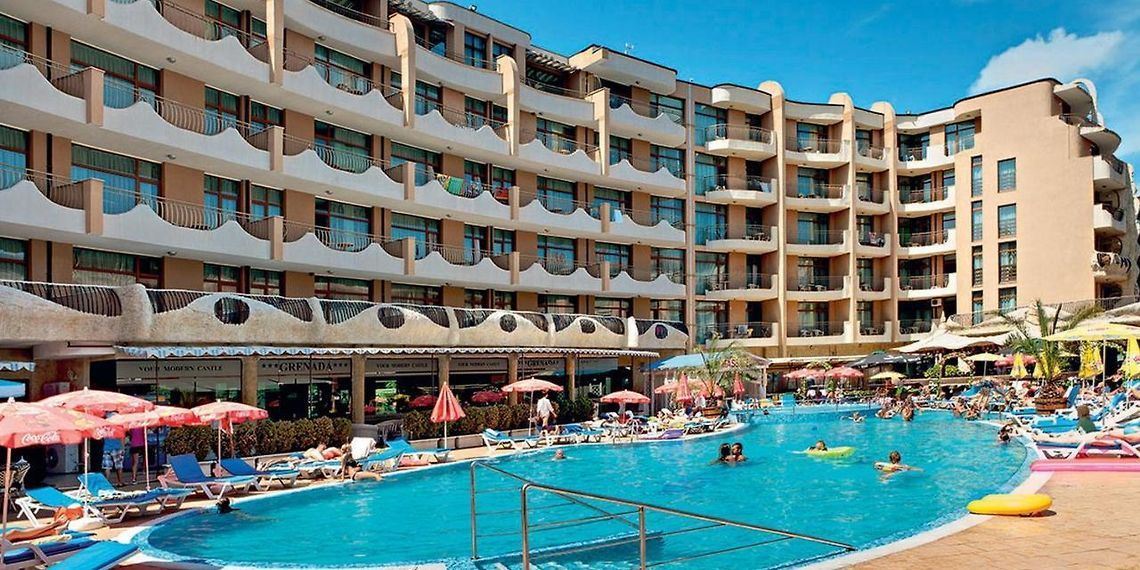 Stylový apartmán s jednou ložnicí v komplexu s bazény a vynikajícím vybavením