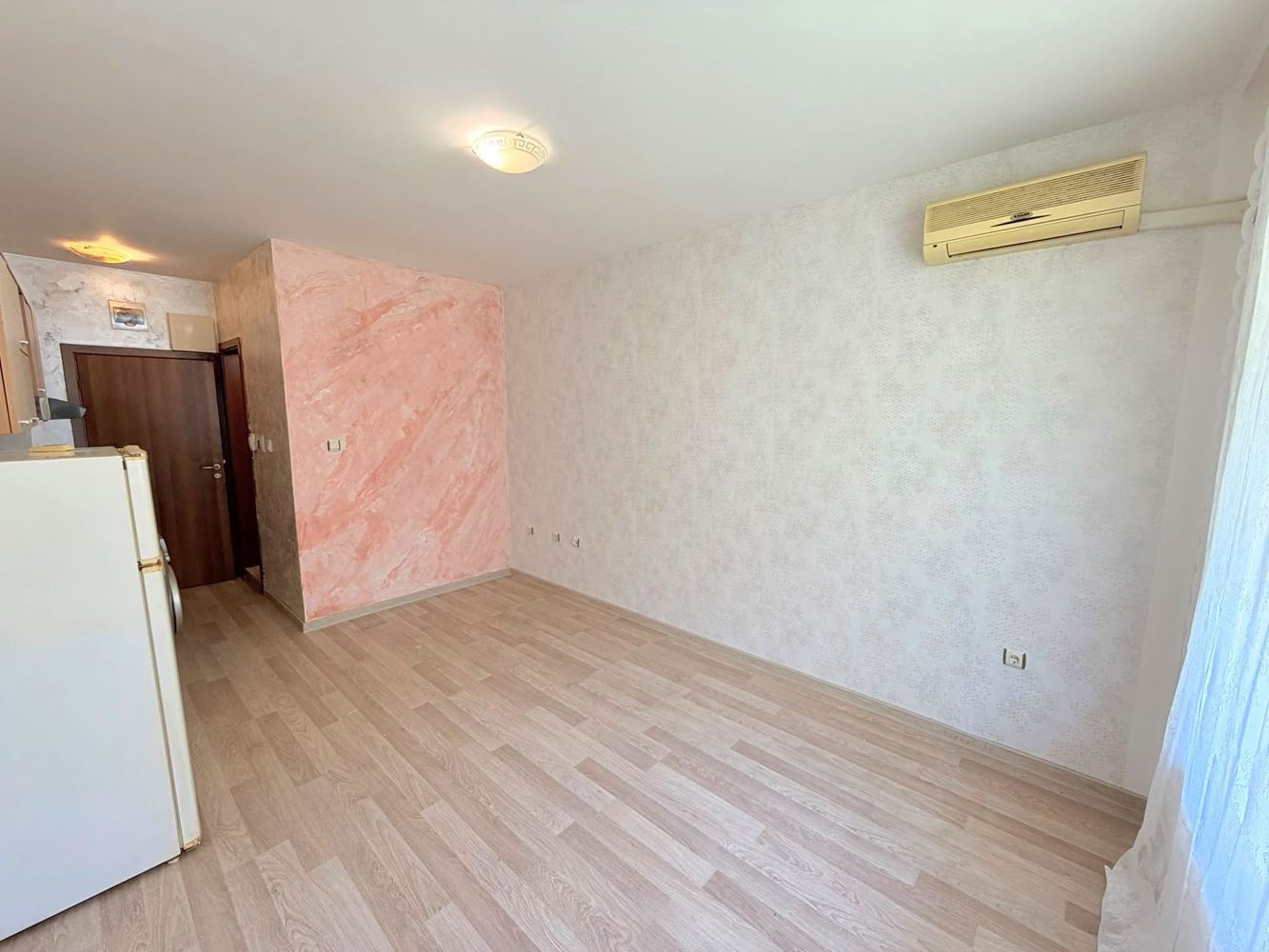 Kompaktní studio s výborným investičním potenciálem na Slunečném pobřeží