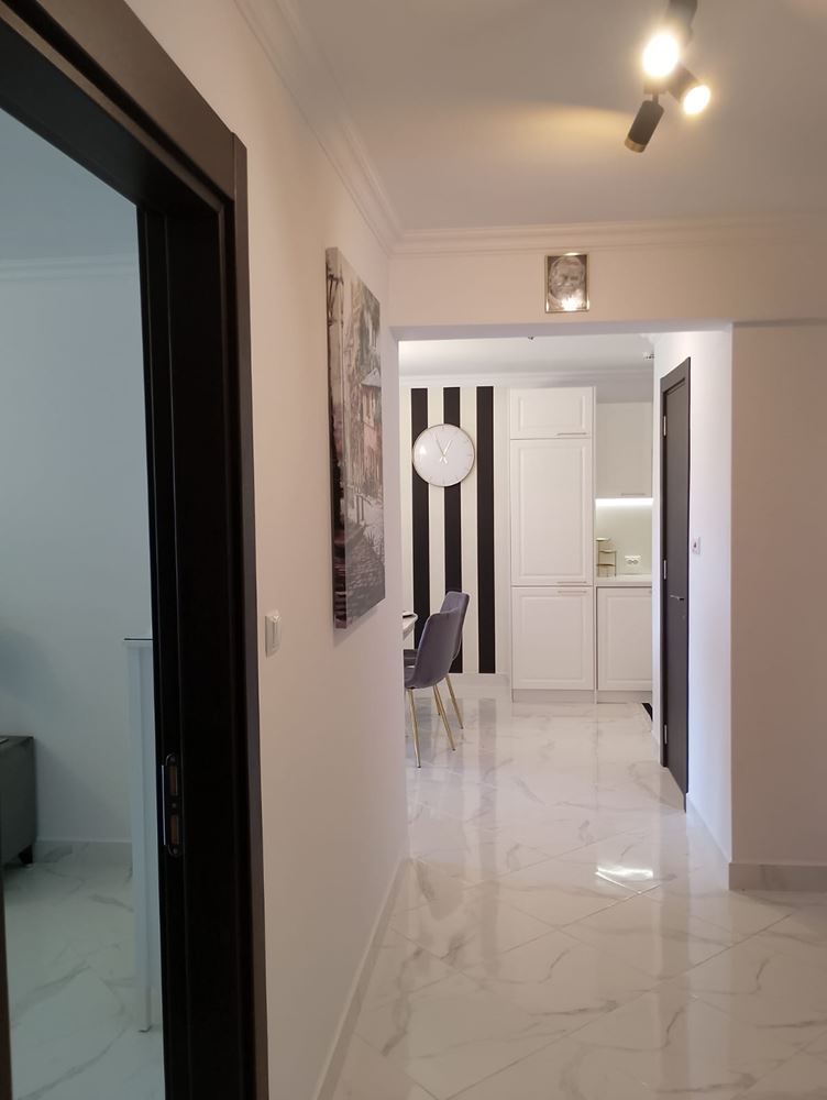 Luxusní třípokojový byt v prestižním komplexu se zelení a bazény ve městě Sveti Vlas