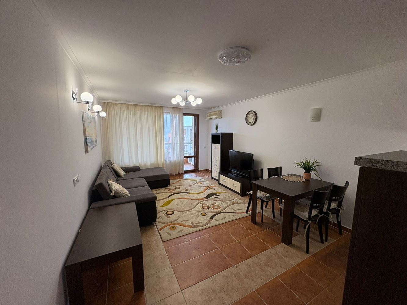 Panoramatický dvoupokojový apartmán na první linii moře v Pomorie s přímým výhledem na moře
