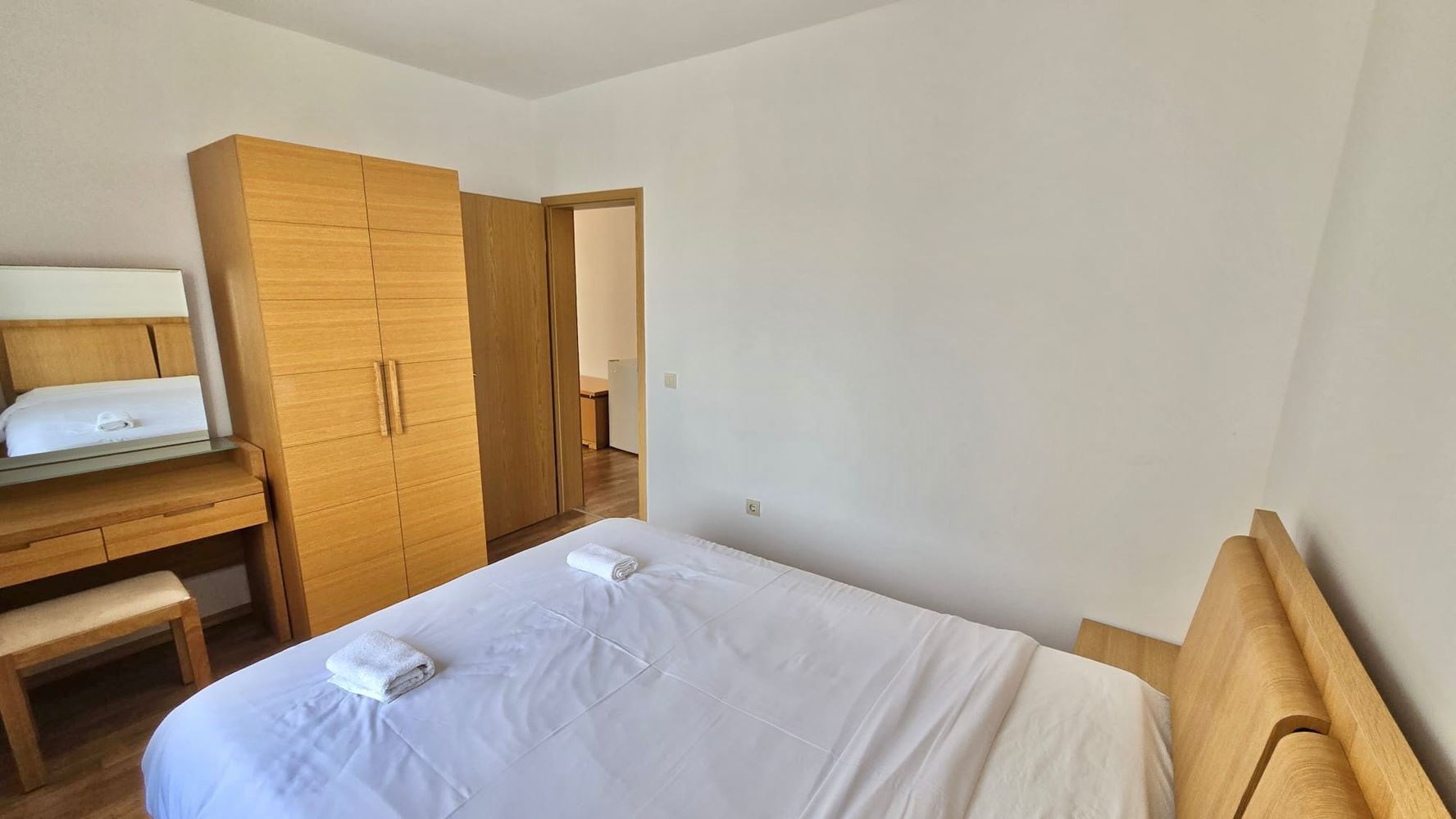 Atraktivní apartmán s jednou ložnicí a výhledem na bazén v Aheloy