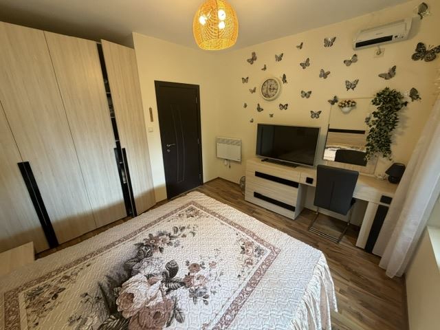 Prostorný apartmán se třemi ložnicemi v blízkosti moře a s vynikající infrastrukturou v komplexu