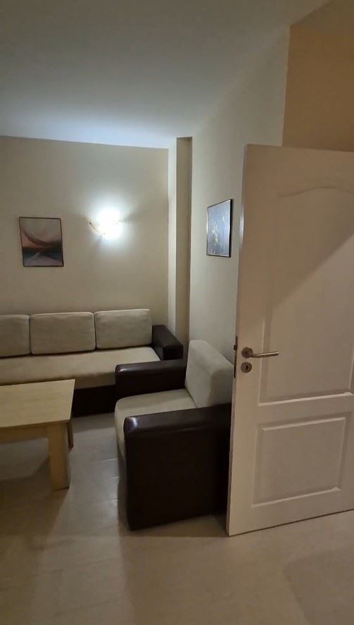 Prostorný byt se dvěma ložnicemi ve Slunečném pobřeží – plně zařízený, výborná lokalita a připravený na výnosnou investici