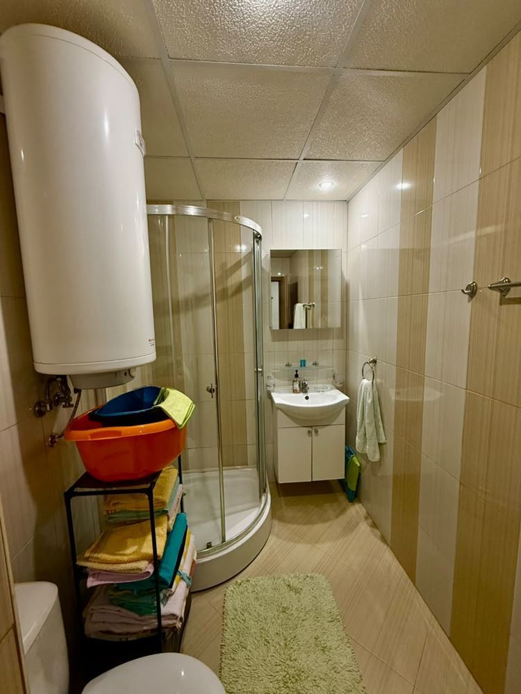 Útulný apartmán ve Sveti Vlas v přízemí – moře, hory a luxusní komplex