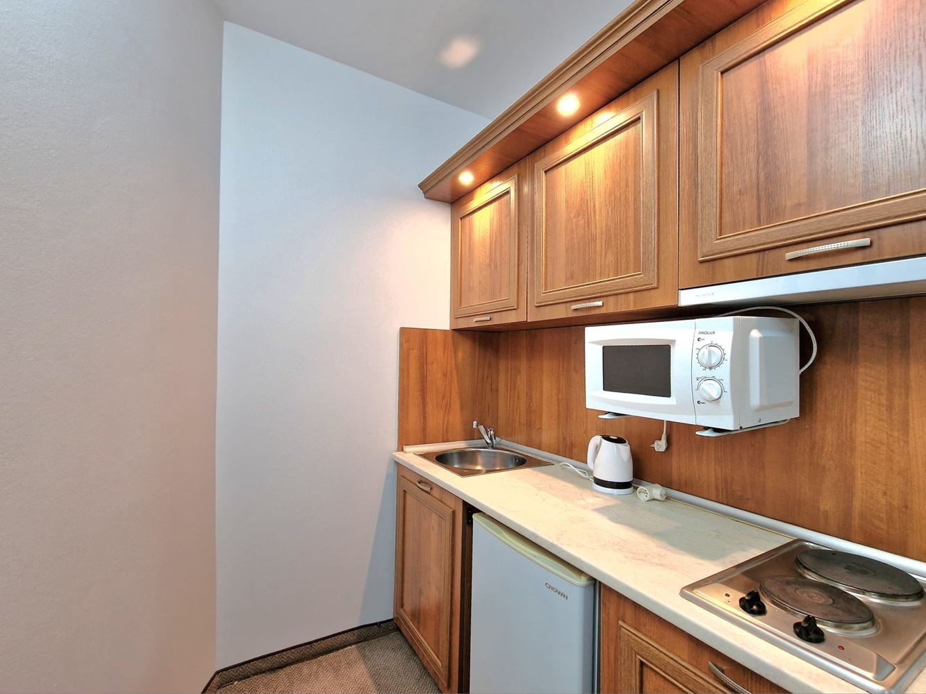 Panoramatické studio v nejvyšším patře na Slunečném pobřeží – klid, prostor a pocit svobody