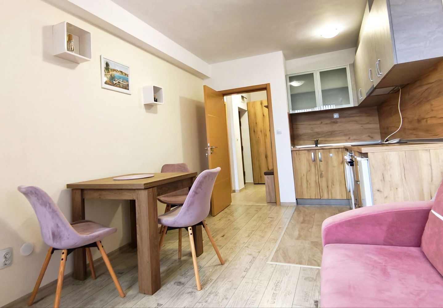 Útulný byt s jednou ložnicí v nové čtvrti Nesebaru – bez poplatku za údržbu