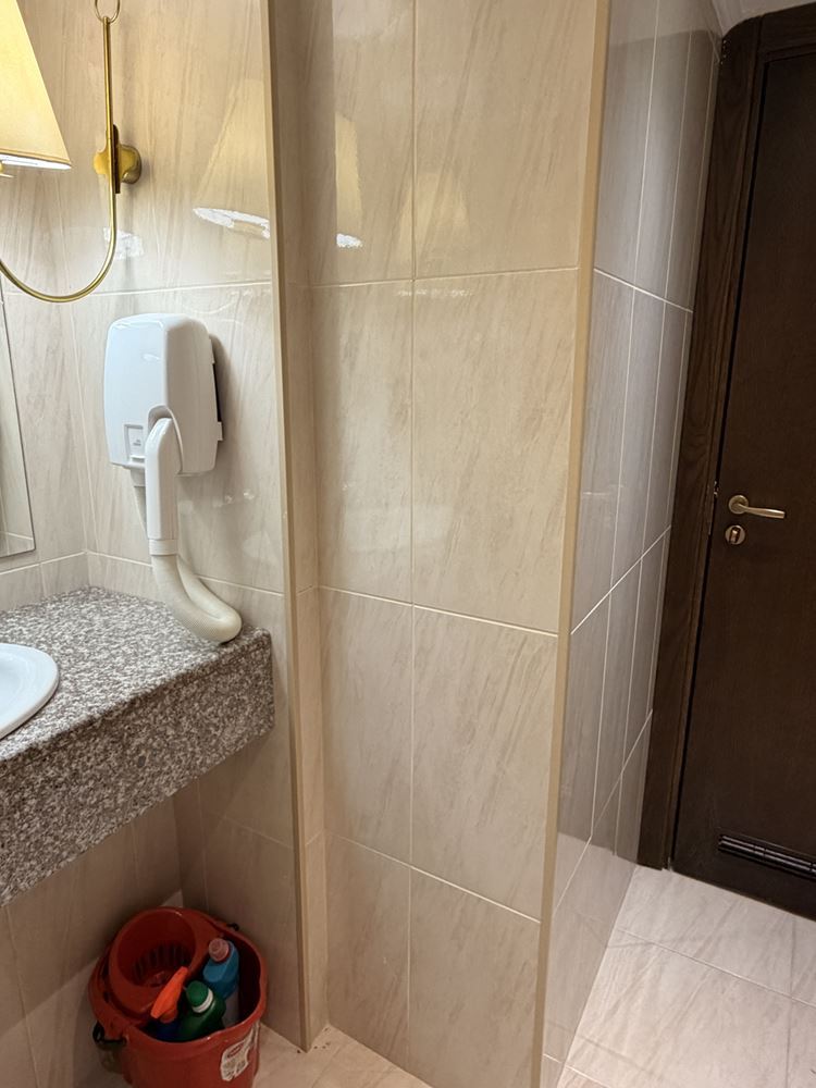 Exkluzivní studio se zahradou a přímým přístupem k bazénu – 100 m od moře ve Slunečném pobřeží