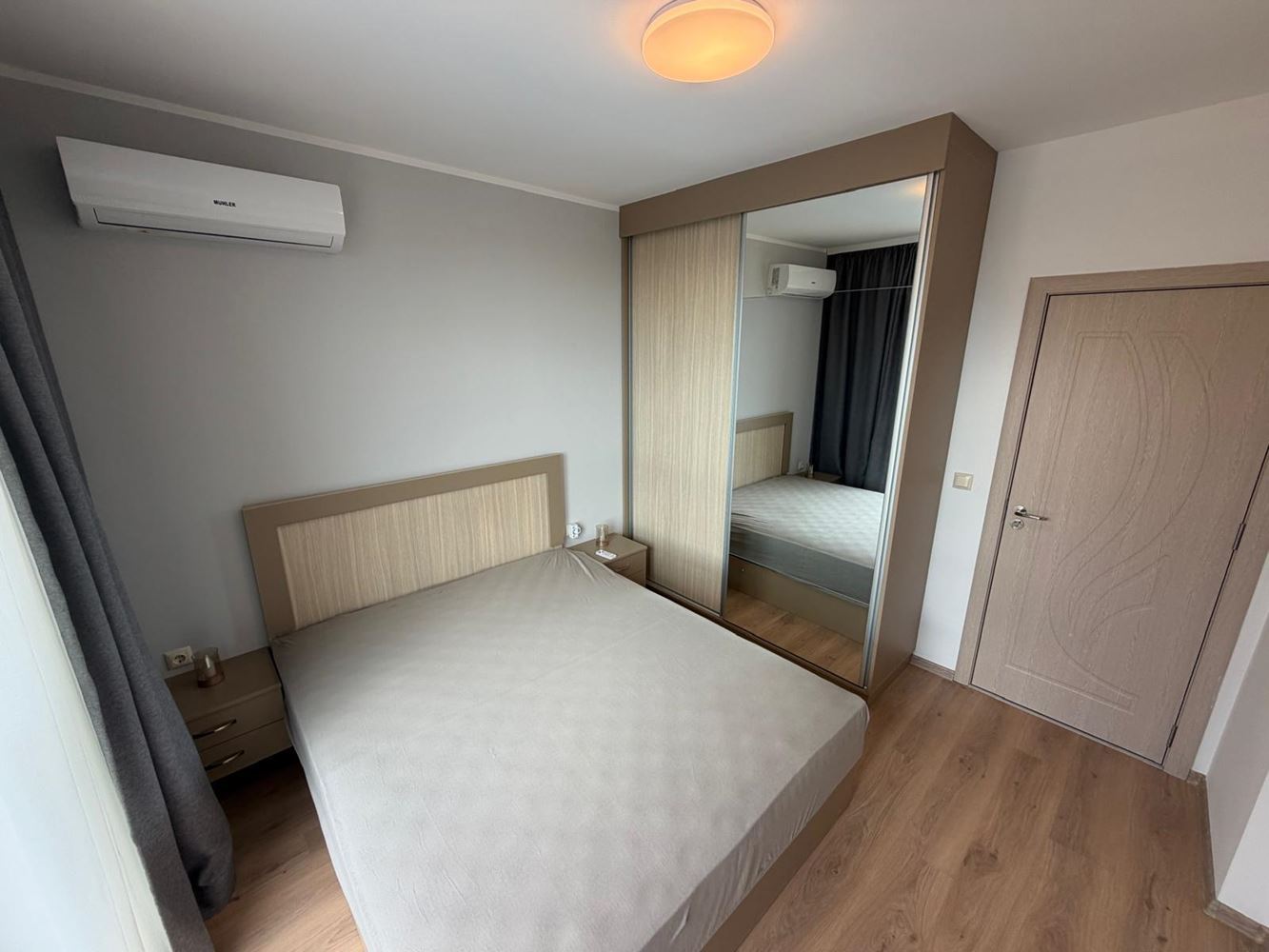 Apartmán se 2 ložnicemi v moderním komplexu s krásným zeleným prostředím v Ravdě