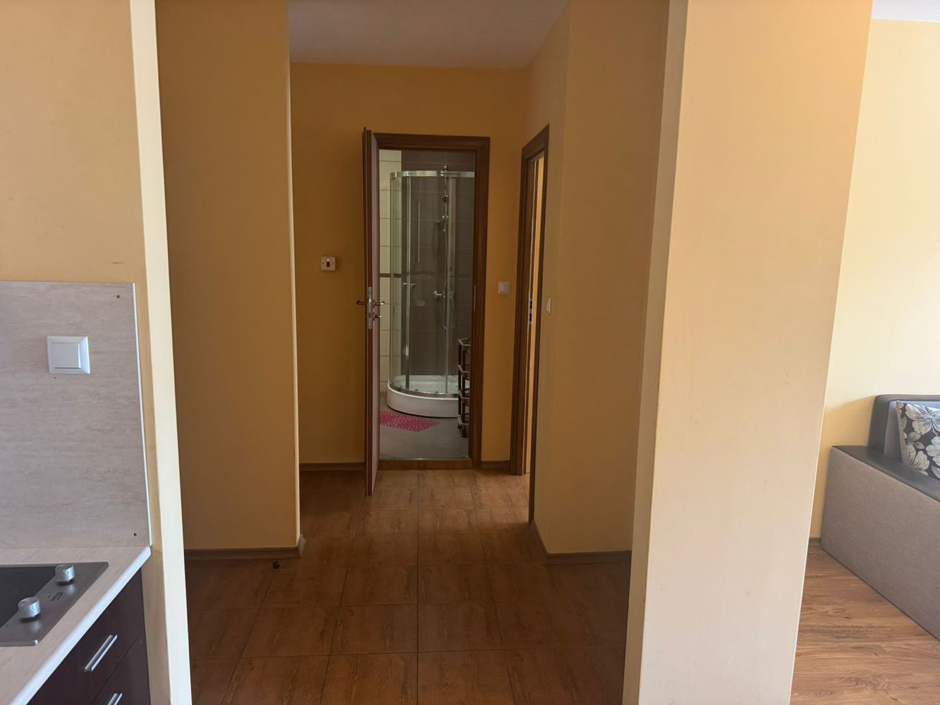 Prostorný apartmán s jednou ložnicí v elegantním komplexu na Slunečním pobřeží