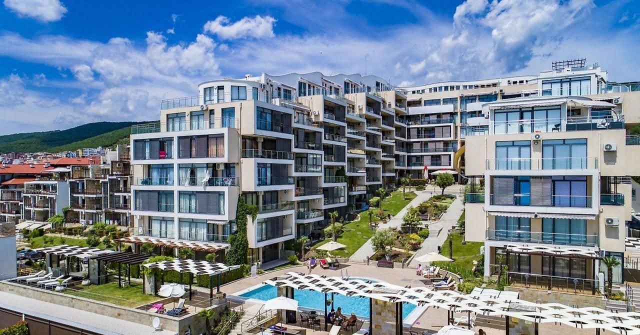 Studio s panoramatickým výhledem na moře, pouhých 50 metrů od pláže ve Sveti Vlasu
