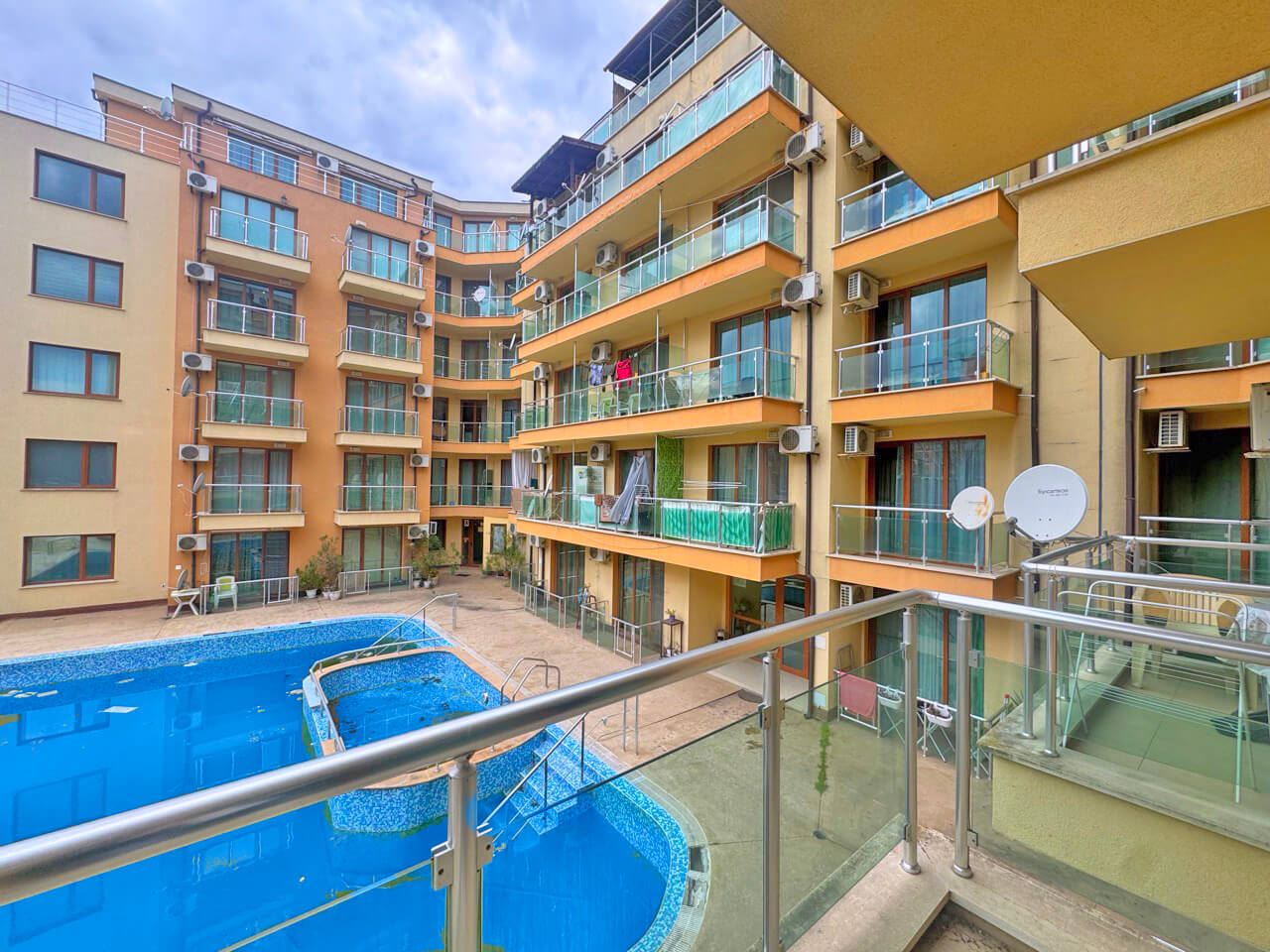 Studio na Slunečném pobřeží – útulný kout pro odpočinek, investici a skvělou lokalitu