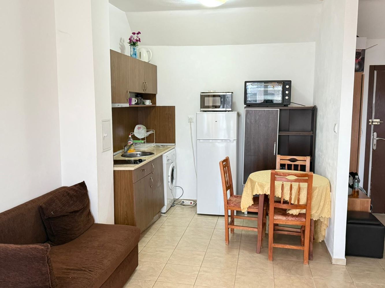 Dvouložnicový apartmán s výhledem na moře ve Sveti Vlas – skvělá investice do hotové nemovitosti