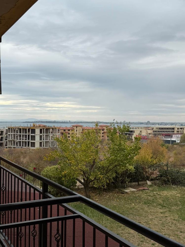 Apartmán s jednou ložnicí a výhledem na moře ve Sveti Vlas, oblast Intsaraki – útulnost a klid u moře