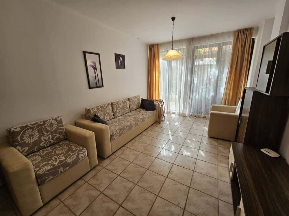 Apartmán s jednou ložnicí se zahradou a verandou v eko-komplexu u Slunečného pobřeží