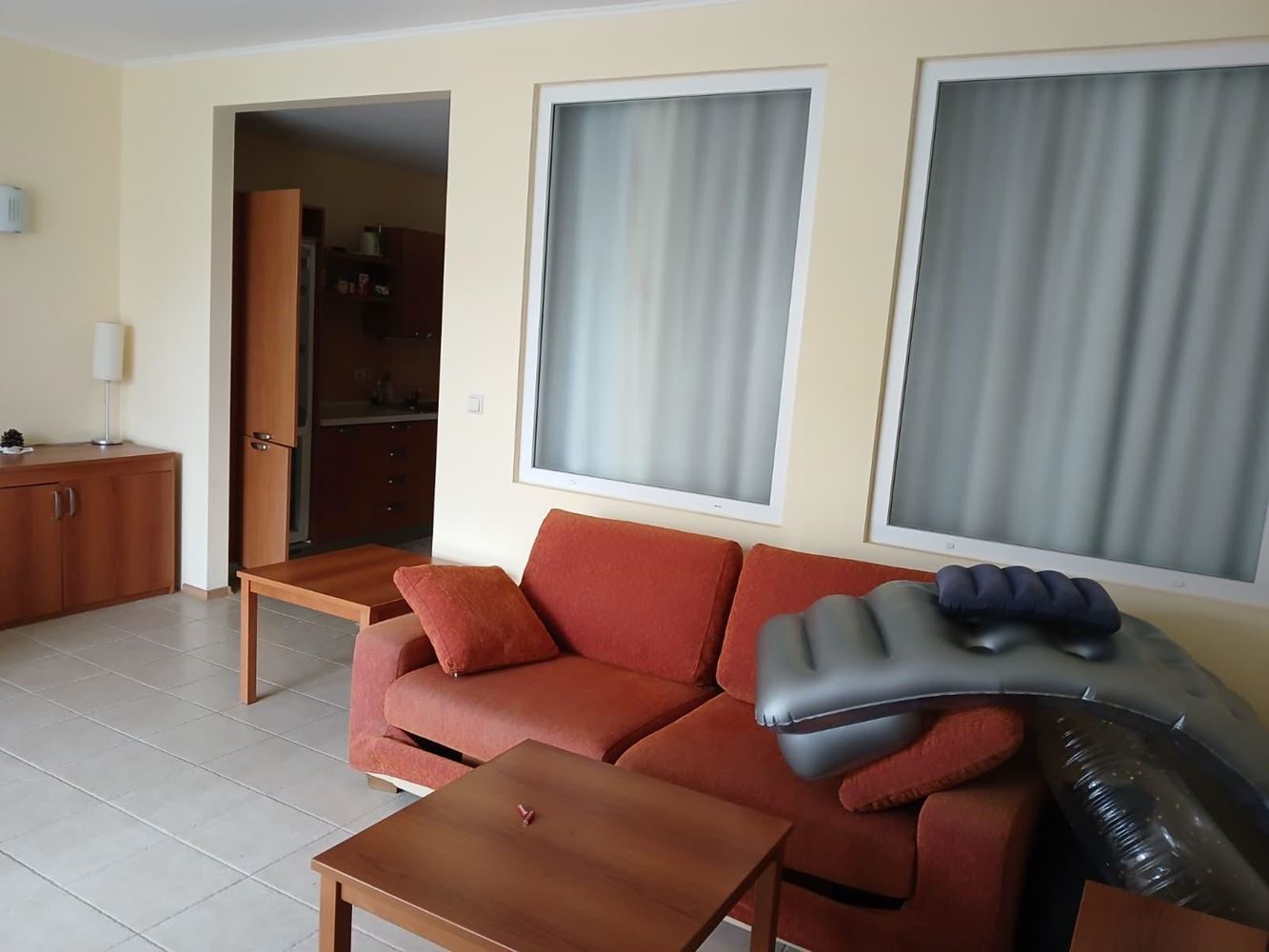 Atraktivní apartmán s jednou ložnicí přímo u moře v Pomorie – pohodlí, bazény a wellness