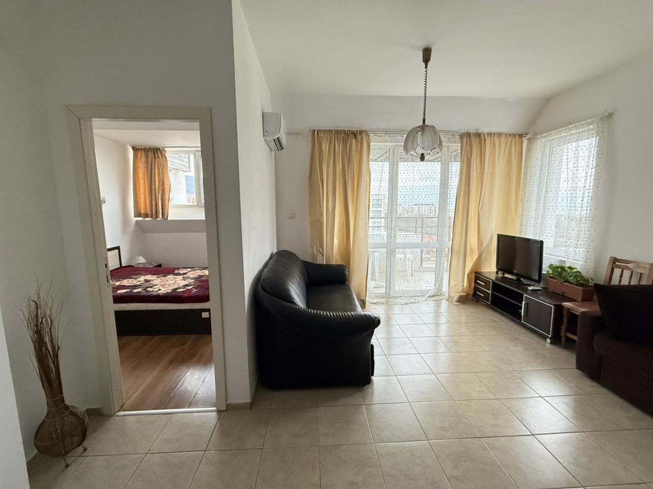 Dvouložnicový apartmán s výhledem na moře ve Sveti Vlas – skvělá investice do hotové nemovitosti